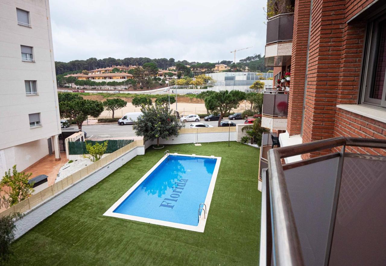 Two Bedroom Stylish Studio, 5 Minutes Walk From The Beach Льорет-де-Мар Экстерьер фото